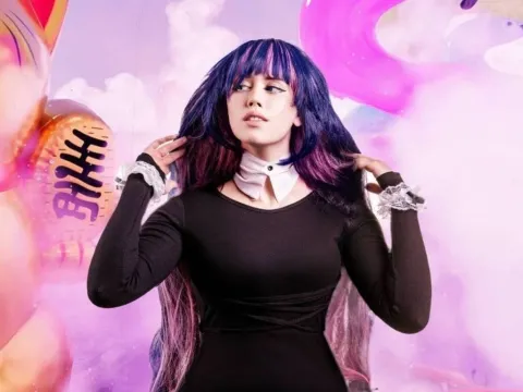 spiritual sex model AlishaZelden
