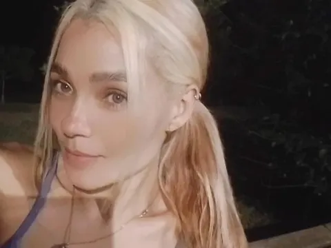 live webcam sex model AlisonnQuinn