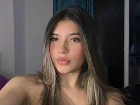 livejasm model AmberCasanova