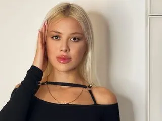 jasmine video chat model AmberMiln