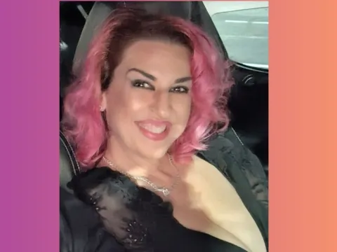 sex webcam model Anyarossi