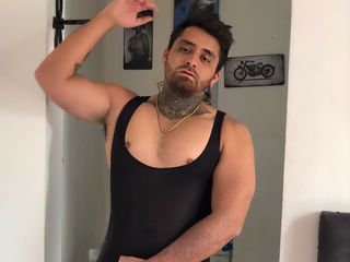 sex webcam chat model AronMillar
