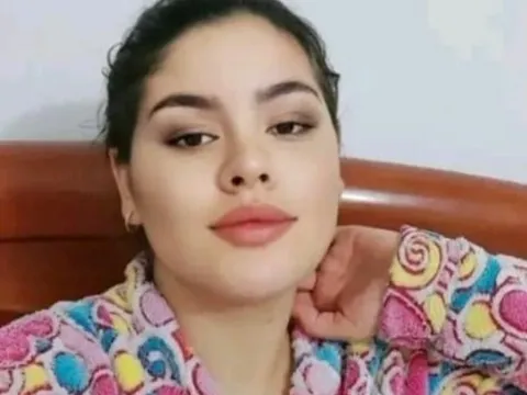 webcam show model AuraSila