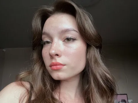 film live sex model AvarieLeey