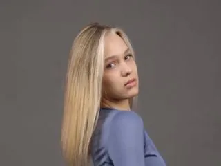webcam sex model BrittGarney
