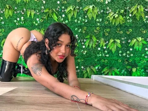 amateur sex model CanelaFortich