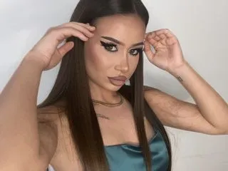 video dating model DeliaRoyal