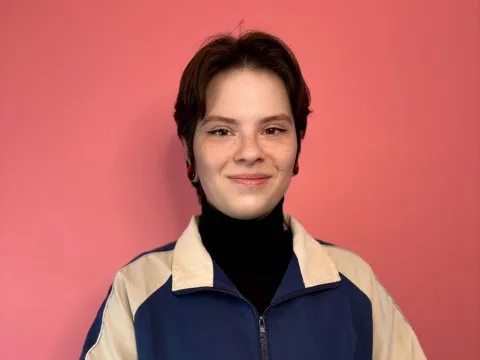 teen webcam model EleteBlut