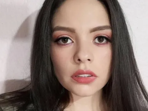 live real sex model EmiliaHarper