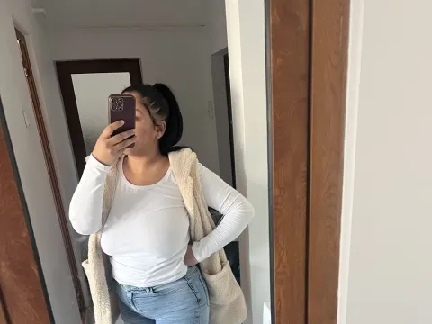pussy fingering model ErykaMiller