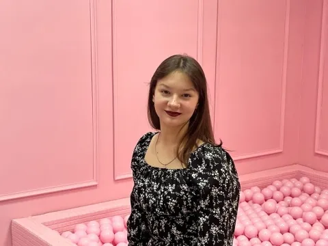 pussy licking model FloraBlong