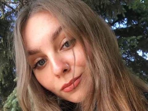 cam live sex model GloriaKing