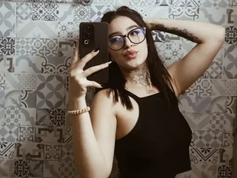 real live sex model HillaryBeck