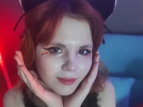 direct live sex model IlonaWelsh