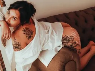 video live sex cam model IsabellaKlarson