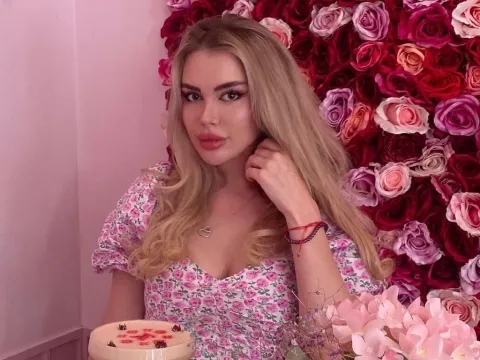 nude webcam chat model KattyBarbie