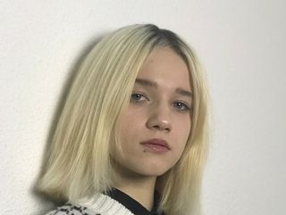 amateur teen sex model KeeleyGanter
