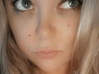 sex webcam model KendalMae