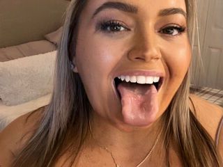 live real sex model KennedyKnox