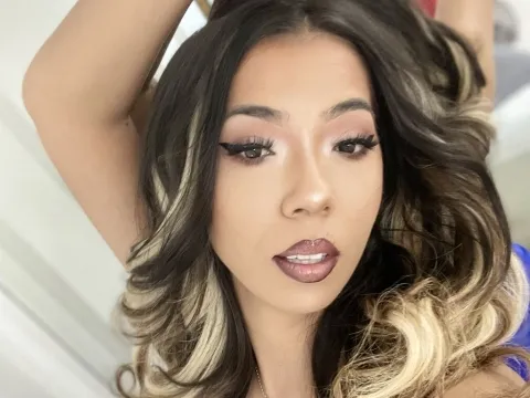 live anal sex model KiaraDevlyne