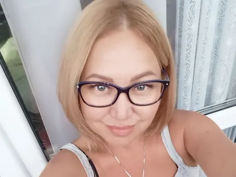 sexy webcam chat model LanaDamin