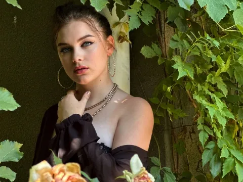 nude webcam chat model LaryRussell