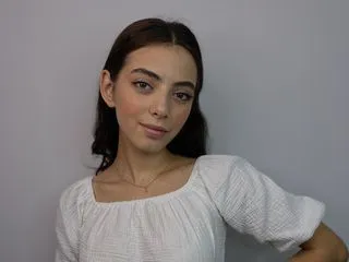 adult webcam model LinnAbner