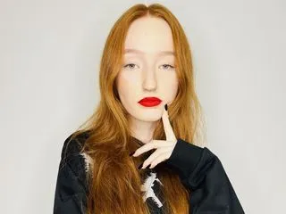 teen webcam model LynneGrooms