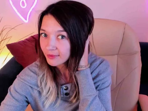 chatroom sex model MalvinaBiscuit