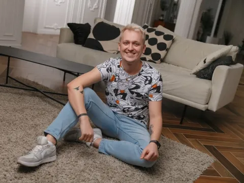 Click here for SEX WITH MarkusMarcelis