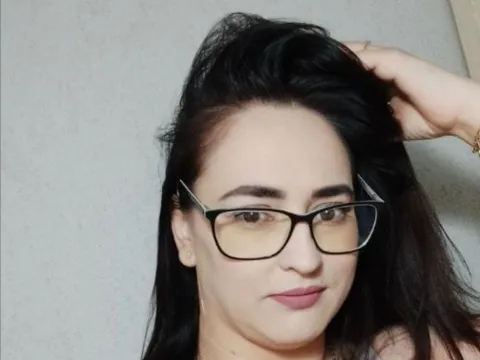 hot sex cam model MillyMaya
