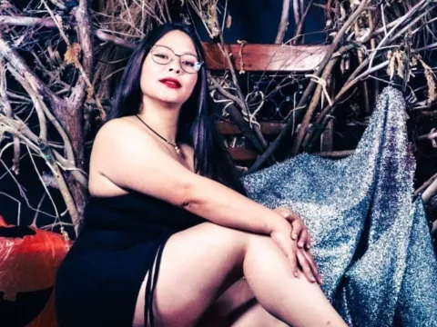 video live chat model NashiraGibbs