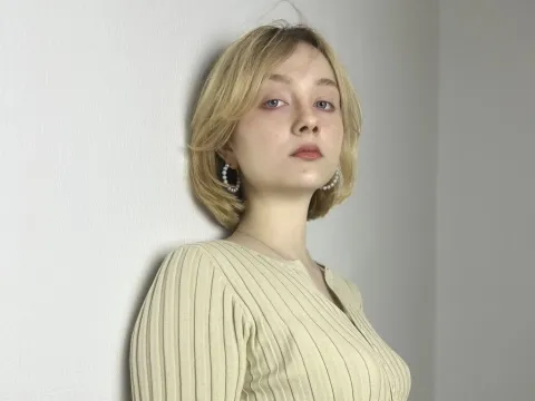 in live sex model PhilippaGingell