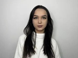 jasmin video chat model QueenieAliff
