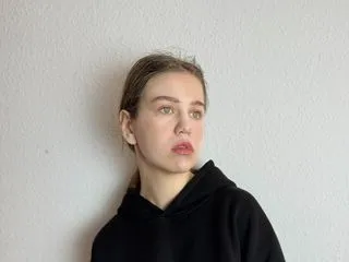 live video chat model QueenieDutch
