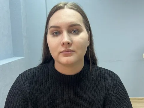 live now Model RosaWebb