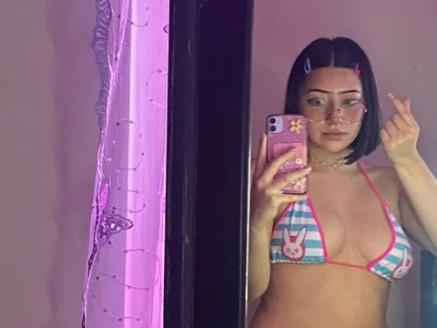 video live sex cam model RousieEvans