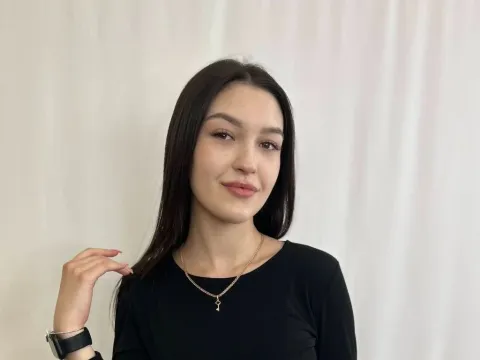 Have a live chat with webcam model RowenaCurson