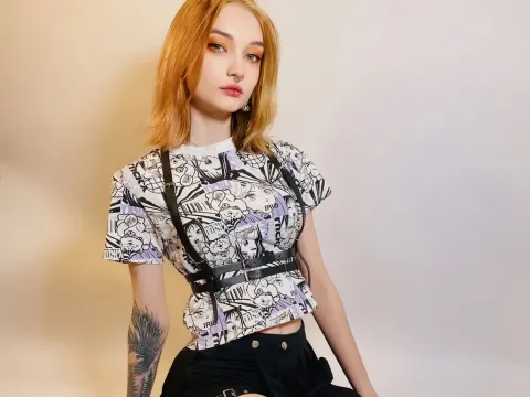 adult webcam model SelenaMirren