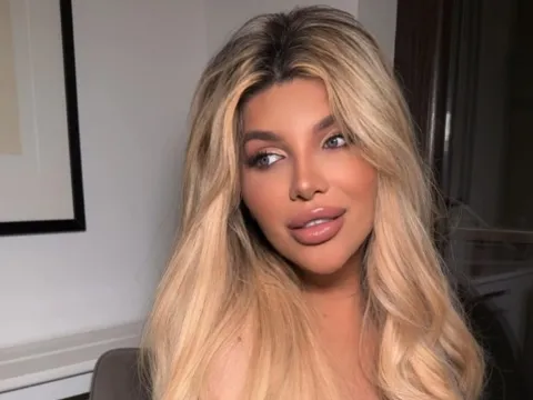 adult live sex model SellenaHarris