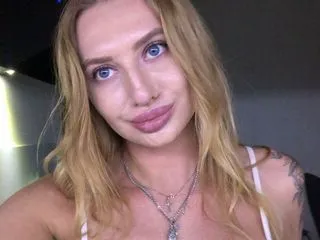 sex web cam model SoffySun