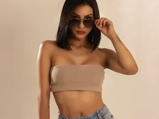 adult webcam model SofiaAnn
