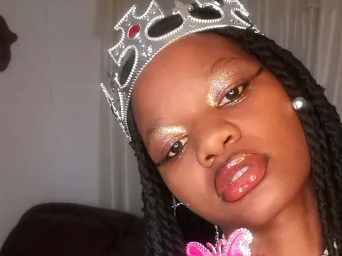 webcam chat model ThandaAgo