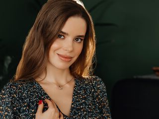 adult webcam model VeronicaGilbert