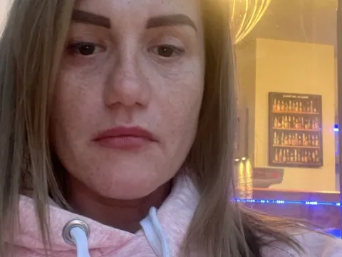live video chat model nikyM